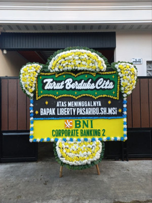 Papan Bunga Duka di Wara
