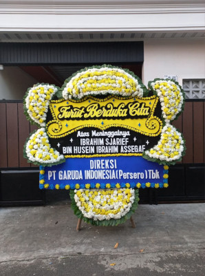 Papan Bunga Duka di Wara