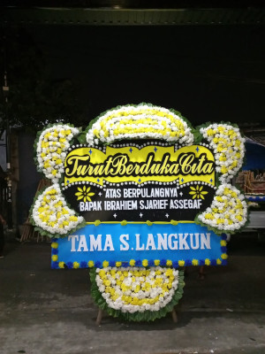 Papan Bunga Duka di Wara
